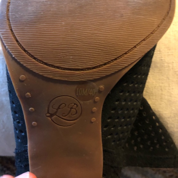 Lucky brand peep toe black suede shoe cut out - Picture 6 of 7